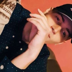 Meet your Posher, Zac